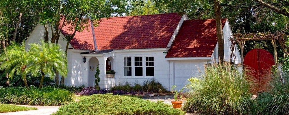 Roofing - House Red Roofing